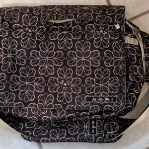 JuJuBe Diaper Bag - black and gold licorice twirl